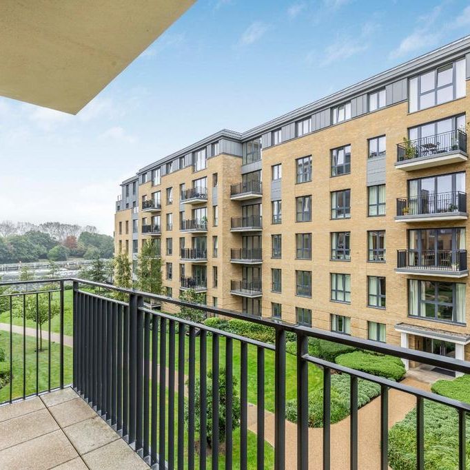3 bedroom apartment to rent - Photo 1