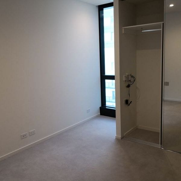 1708/70 Southbank Boulevard, SOUTHBANK - Photo 1