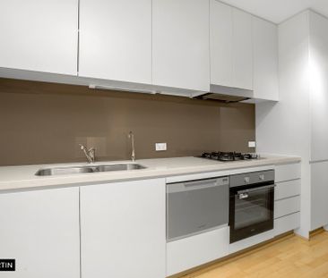 MGM MARTIN - 1 BEDROOM APARTMENT - Photo 3