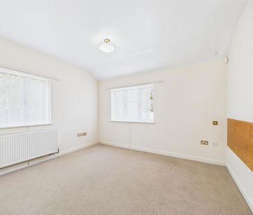 3 bedroom bungalow to rent - Photo 3