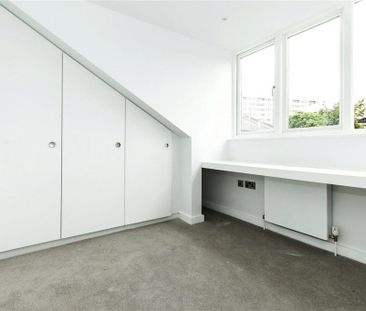 4 bedroom end of terrace house to rent - Photo 4