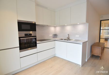Luxe 1 slaapkamer appartement met terras in centrum Kortrijk - Foto 4