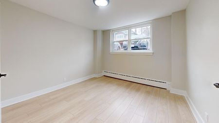 Sandy Hill - Photo 3