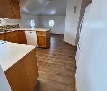 📍 Address: - Photo 1