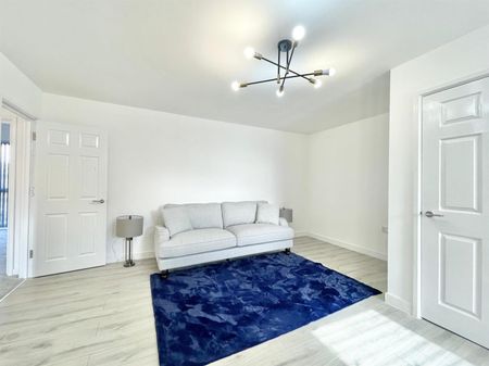 74 Higham Hill Road, London - Photo 3
