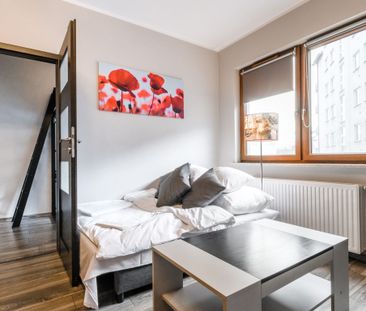 Warszawa, Praga-Południe, Gocław, Rożnowska - Photo 4