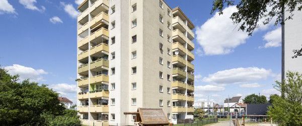 Helle 3-Zimmerwohnung mit Balkon sucht neuen Mieter - Foto 1