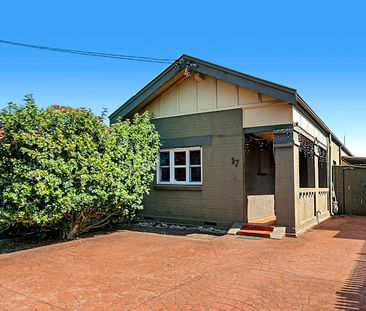 Charming Family Home in a Prime Location - Photo 6