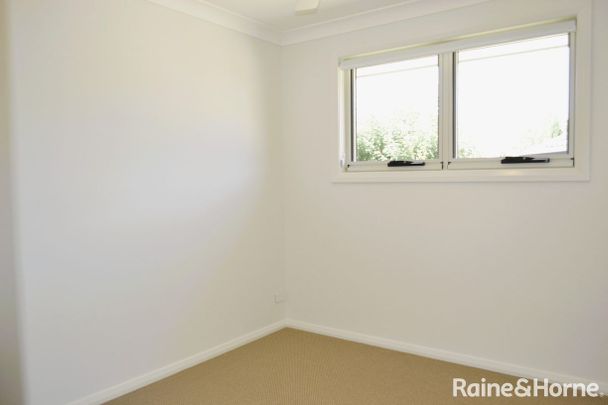 Brand new stunning 4-bedroom home - Photo 1