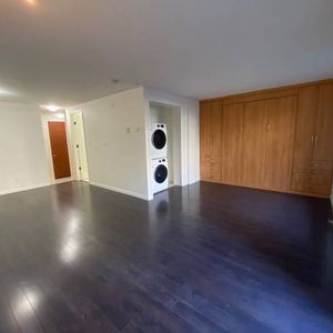 Charming studio apartment on the Arbutus Greenway - Photo 2