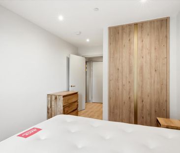 3 bedroom flat to rent - Photo 5