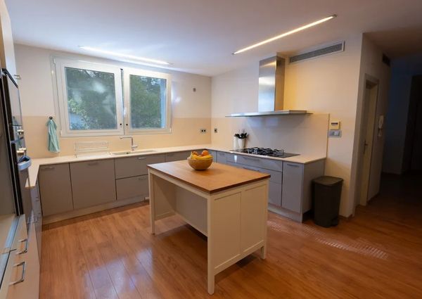 Carrer 201, Paterna, Valencian Community 46182