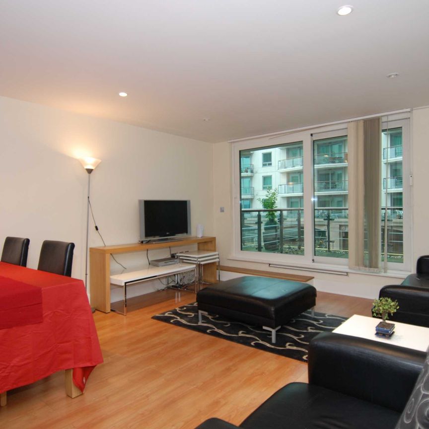 St. George Wharf, London, SW8 2JE - Photo 1