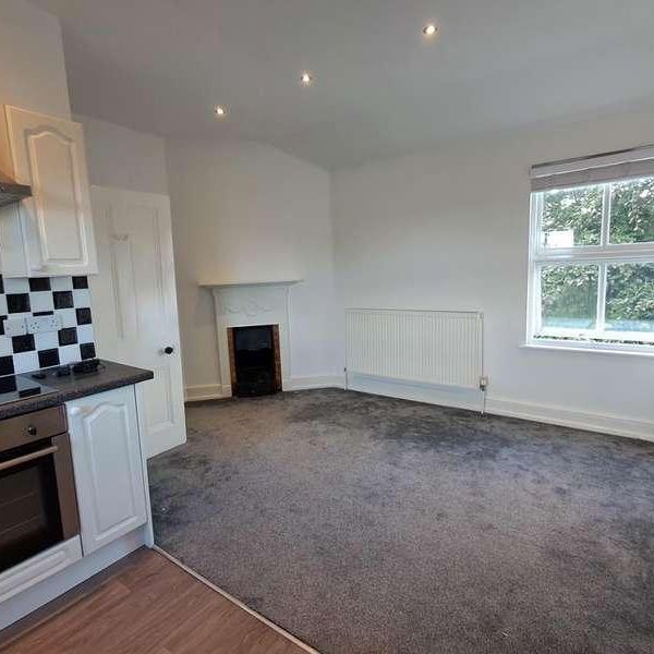 Crewe Road, Shavington, CW2 - Photo 1