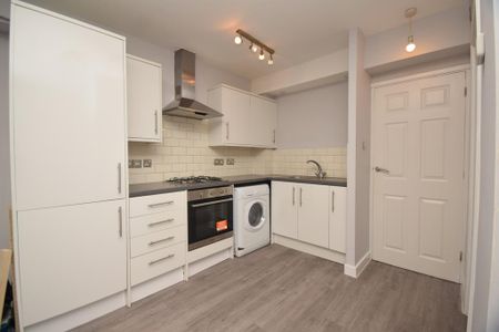 1 bedroom flat to rent - Photo 2