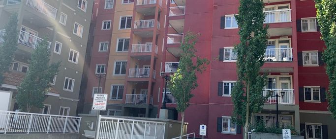 Bright 2 Bed 2 Bath Condo*Two Underground Stalls*Private Laundry! Balcony! | 10333 112 Street NW, Edmonton - Photo 1