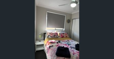 Fully Furnished Duplex - Photo 4