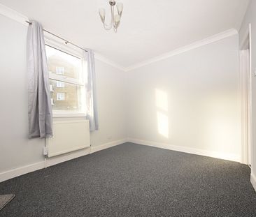 2 bedroom ground maisonette to rent - Photo 1