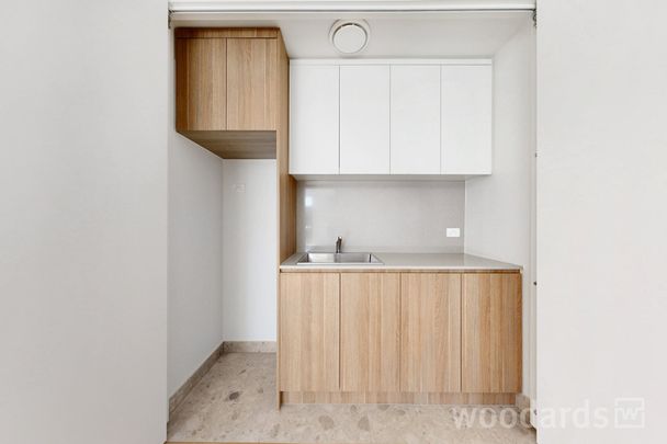 Unrivalled Luxury and Contemporary Elegance with this 3-bedroom Architecturally Designed Townhouse - Photo 1