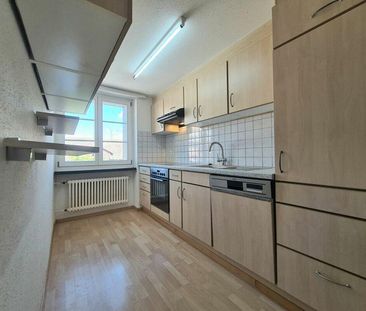Helle und charmante 4½-Zimmer-Wohnung - Photo 4