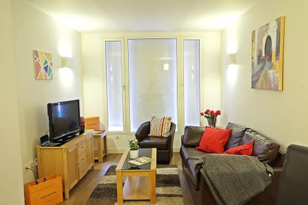 1 bedroom flat to rent - Photo 4