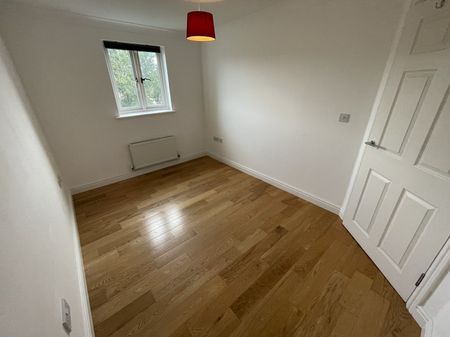 28 Calver Close - Photo 4