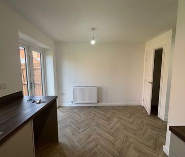 Drumore Close, DERBY - Photo 3