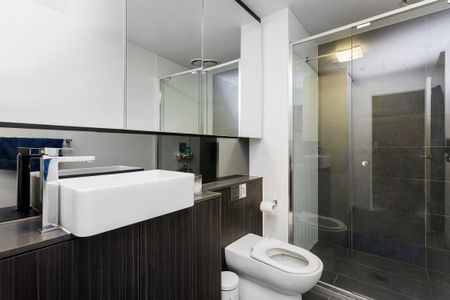 SLEEK, BRIGHT & SPACIOUS WITH FABULOUS VIEWS - Photo 4