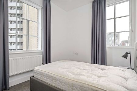 A good sized two bedroom apartment close to Angel Station - Photo 2