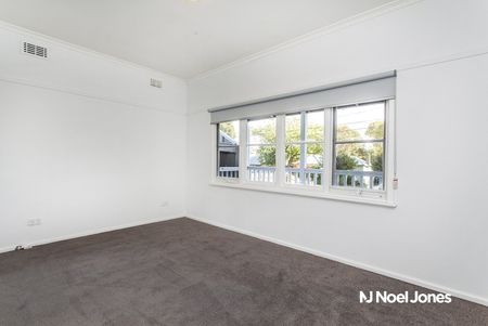 34 Moroney Street, BORONIA - Photo 4