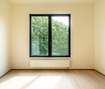 Appartement te huur in Ukkel voor € 2.450 met 2 slaapkamers - Photo 3
