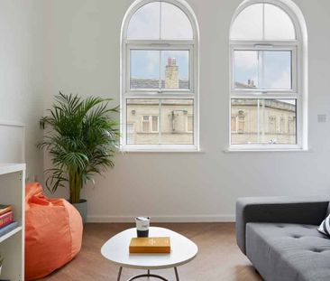 Silver Ensuite - Photo 1