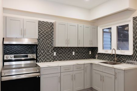 For Lease - 1042 St Clair Avenue Unit# 202, Toronto, Ontario - Photo 3