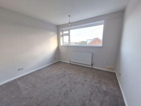 3 bedroom property to rent - Photo 3