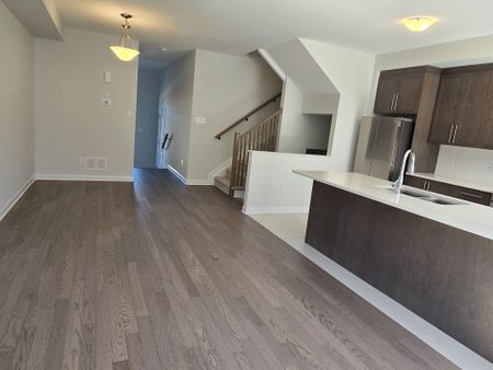 For Lease - 197 Invention Boulevard, Kanata, Ontario - Photo 5