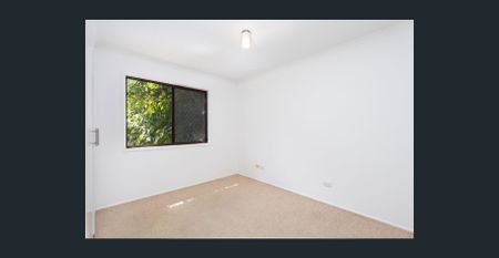 Well Situated Low-set Family Home - Photo 2