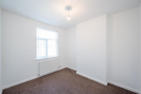2 bedroom House To Let - Photo 3