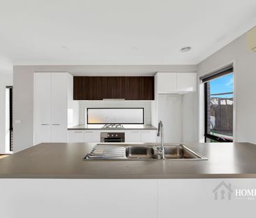 19 Foundary cct, Beveridge, Vic 3753 - Photo 1