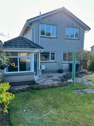 8 Cairn Walk, AB15 9TF, Aberdeen - Photo 1