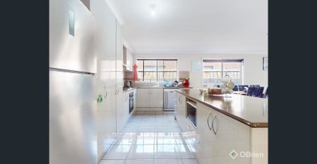 Perfect Family Living in Lyndhurst – Close to Schools & Transport - Photo 4