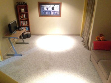 881 Beaconhill Court - 3 bed, 1.5 bath - Photo 4