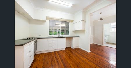 Beachside Cottage Bliss – 150m to Toowoon Bay Beach - Photo 3