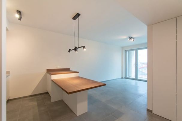 Appartement te huur - Photo 1