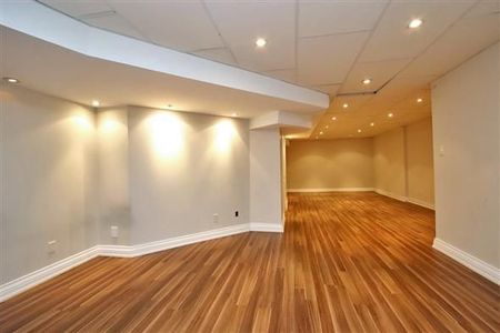 For Lease - 39 Colavita Court, Vaughan, Ontario - Photo 2