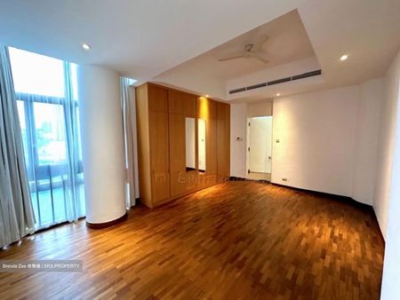 The Colonnade (D10), Condominium - For Rent - Photo 2
