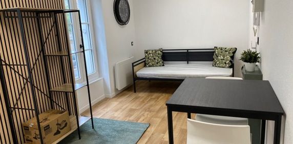 Studio à louer, 1 pièce - Orléans 45000 - Photo 2