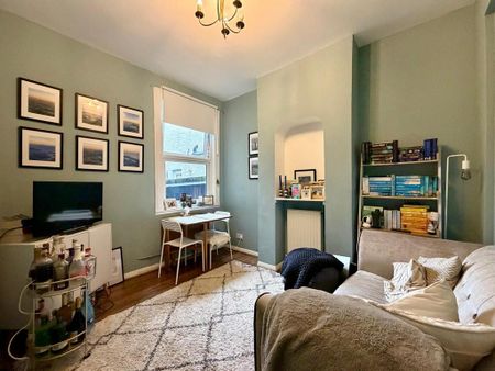 1 bedroom flat to rent - Photo 4