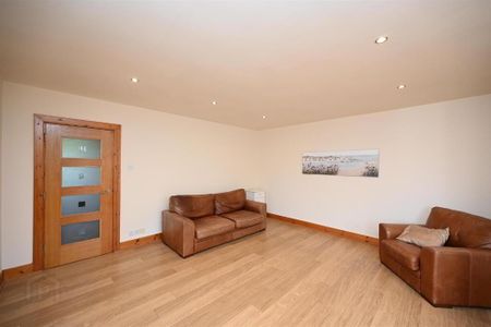 Apt 1, 1-6 Woodville Mews, Lurgan, BT66 6ST - Photo 2