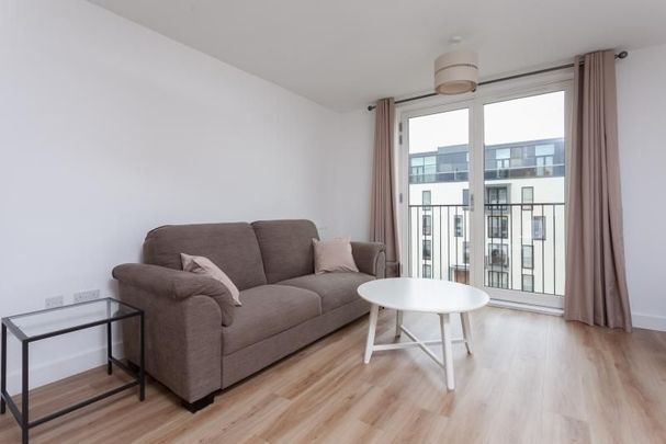 Highgate, Bath, Somerset, BA2 - Photo 1