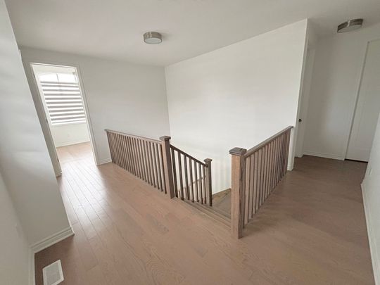 For Lease - 1240 Poppy Gardens, Oakville, Ontario - Photo 1